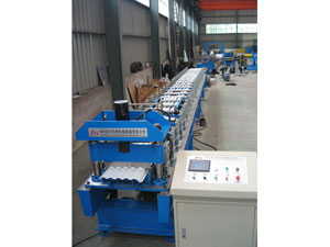 Máquina perfiladeira de painel de parede